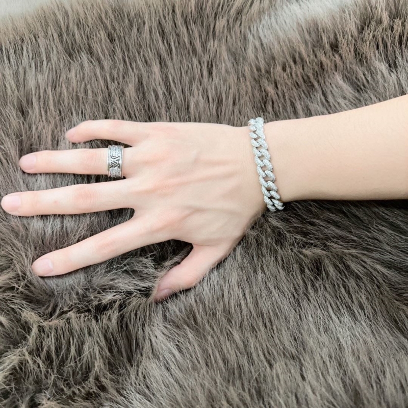T*f*ny bracelets